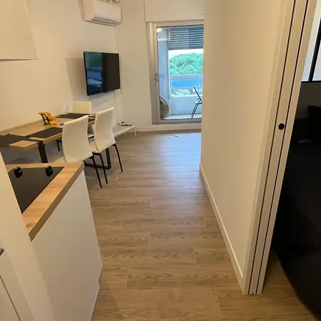F2 Free Parking 7min To Airport *
