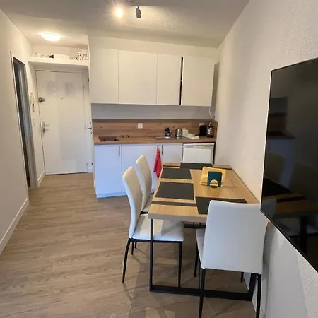 Apartment F2 Free Parking 7min To Airport *