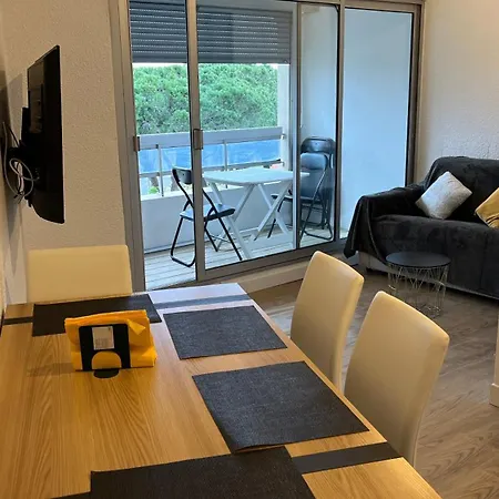 F2 Free Parking 7min To Airport Apartment
